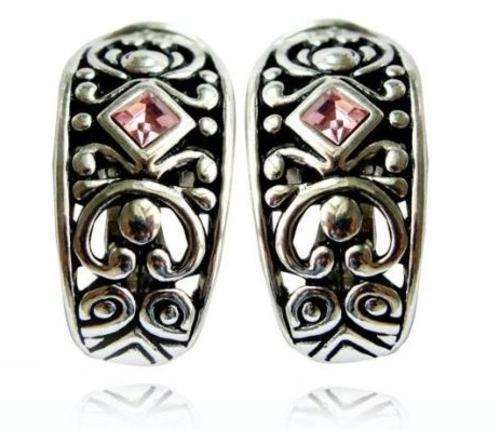 New Arrival Vintage Noble Pattern Carved Unique Pink inlay Simulated Diamond Stud Earring