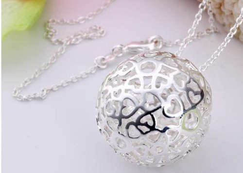 EXQUISITE AND UNIQUE .925 STERLING SILVER BALL PENDANT