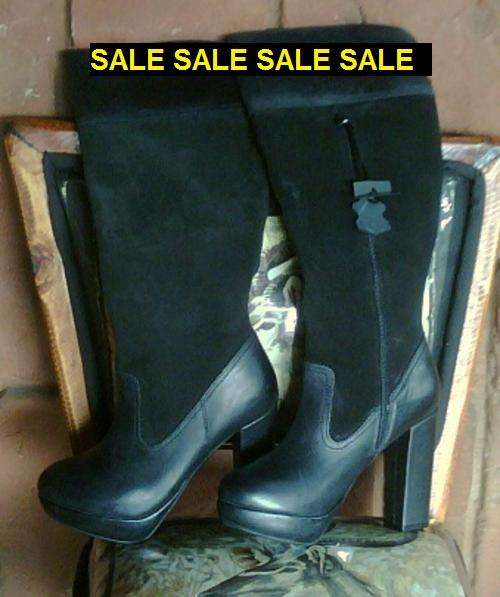(Sale )Brand New Black Genuine Leather Boots From Foshinis