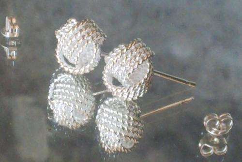 HIGH FASHION PETITE .925 STERLING SILVER EARRINGS