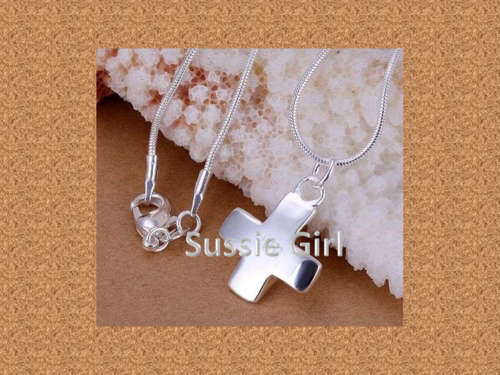 STUNNING .925 STERLING SILVERCROSS SHAPE PENDANT AND MATCHING NECKLACE