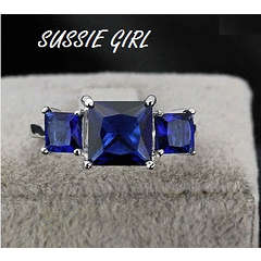 BEAUTIFUL 18KGP TANZANITE CRYSTAL ENGAGEMENT RING