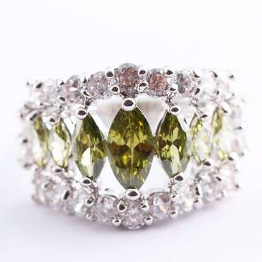 Marquise Cut Peridot & White Topaz Gems Silver Ring Size 9