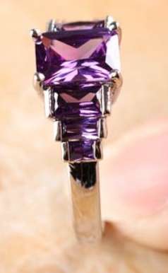 925 SILVER GEMSTONE RING # SIZE 8