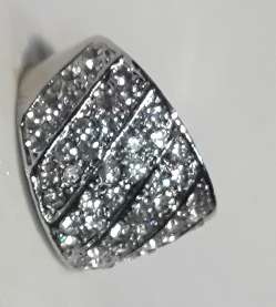 CULTURED DIAMOND SILVER DETAILED RING # SIZE 7.5