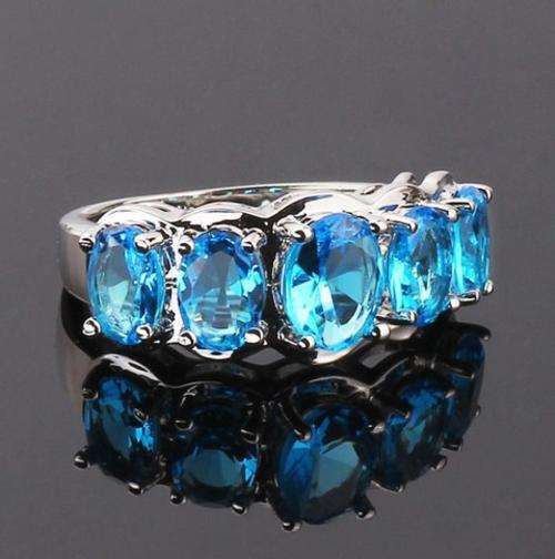 Uniquely and Lovely, Cool Blue Crystal Gemstones Set in 925 Sterling Silver #Size 8.5