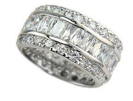 SEXY SASSY AND DEFINITELY HIGH QUALITY 925 RING WITH MEMORIAL DIAMONDS # SIZE 9/8
