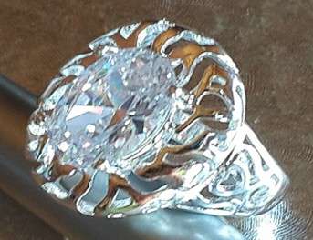 Classy and Shinny Diamond Impression Set in 925 Sterling Silver Ring #Size 7.75