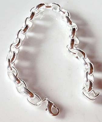 Shiny Yet Trendy Unisex Solid 18ct Platinum Gold Filled