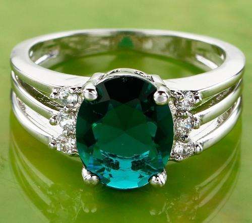 **SUPERB** Cr. August Peridot & White Crystal Ring # Size 7