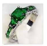 -- Size 6.5 -- Green Emerald set in 18ct Platinum Gold Filled
