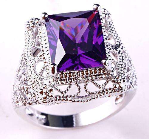 -- Size 7 -- Genuine AAA Amethyst Crystal Set in 925 Sterling Silver Ring