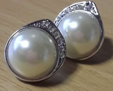 ** New Arrival ** Hm. Marbi Pearl Surrounded by AAA Diamond Zircon Earrings
