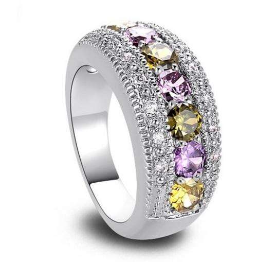 -- Size 7 -- Green  Peridot & Purple Amethyst in 925 Silver Ring