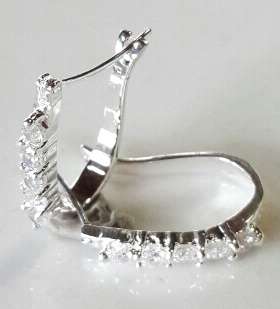 @@ Fascinating @@ Petite 925 Diamond Crystal Earrings