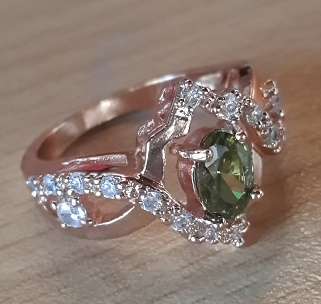 Cr.Peridot and White Diamond Impression Awesomely Set in 18ct  Rolled Gold Ring