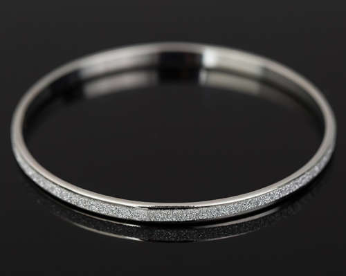 Eye Catching  6mm  Silver  2mm Imported Round  Bangles
