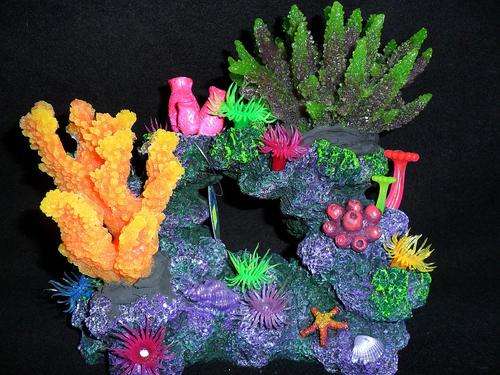 ORNAMENT - CORAL