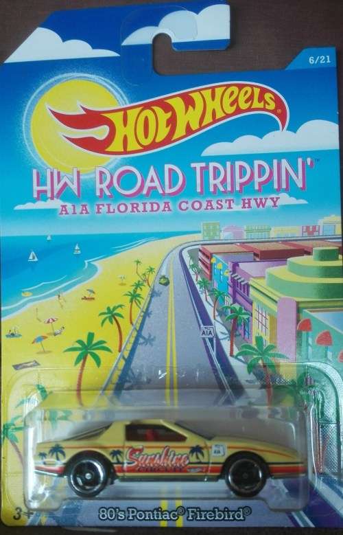 Diecast Hotwheels Road Trippin' 80's Pontiac Firebird (yellow)