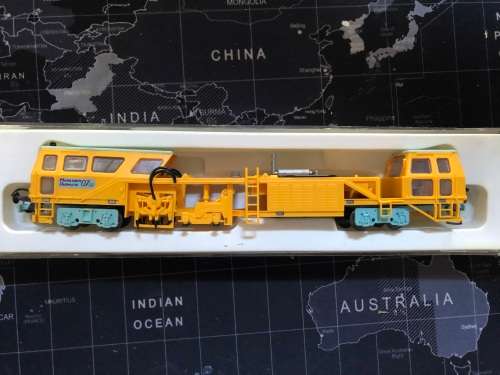 HO Scale Plasser Theurer Railway Construction Train