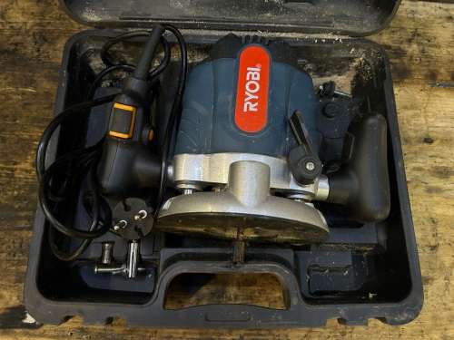 RYOBI RE-1200K Router