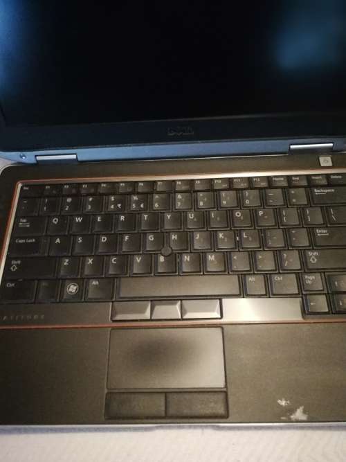 Dell Latitude E6320 Intel Core i5-2520M 2.5GHz 4GB Memory 250GB Hard Drive