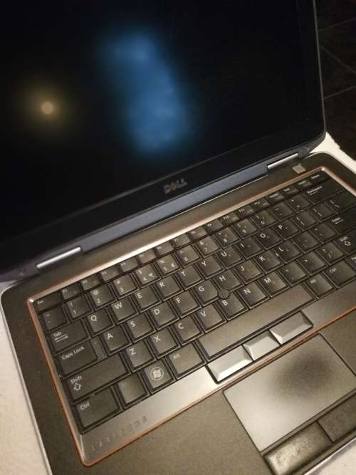 Dell Latitude E6320 Intel Core i5-2520M 2.5GHz 4GB Memory 250GB Hard Drive