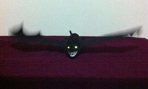 Halloween Deco - Scary flying bat