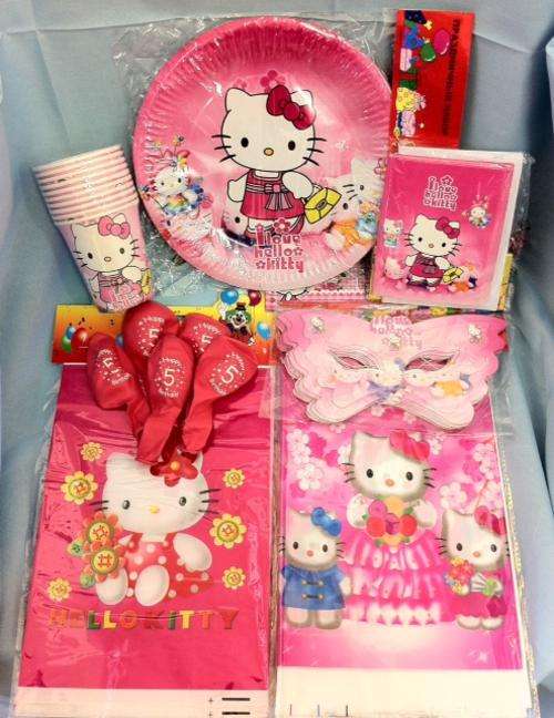 218 pcs Super Size Hello Kitty Party Pack for 20 Kids! No more shopping around~