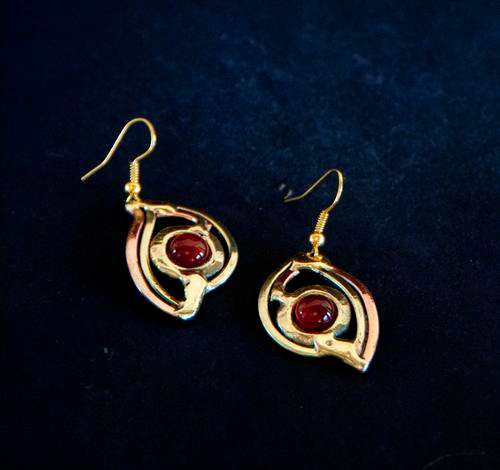 ONE OF A KIND BRASS EARRINGS: SHELL-LIKE DESIGN WITH CARNELIAN STONE
