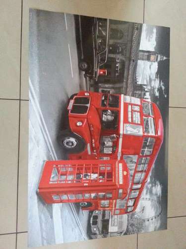 GB EYE POSTERS RED ENGLISH BUS AND BOOTH.