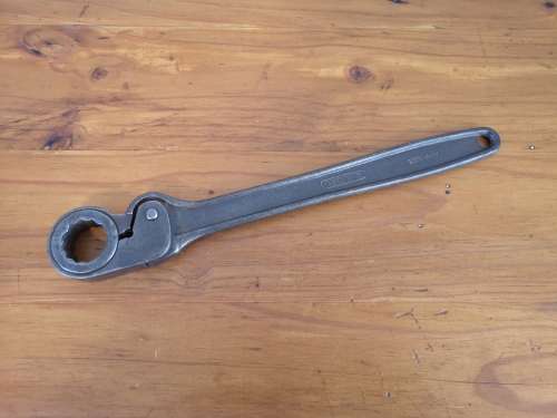 Vintage Gedore no 31/12` friction ratchet handle with a size 24 insert