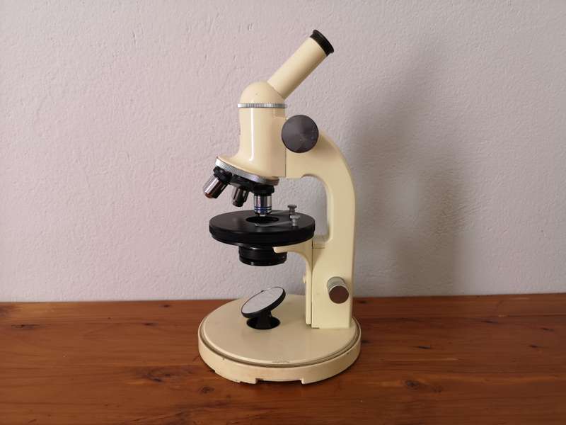 Vintage Swiss-made Wild Heerbrugg field microscope