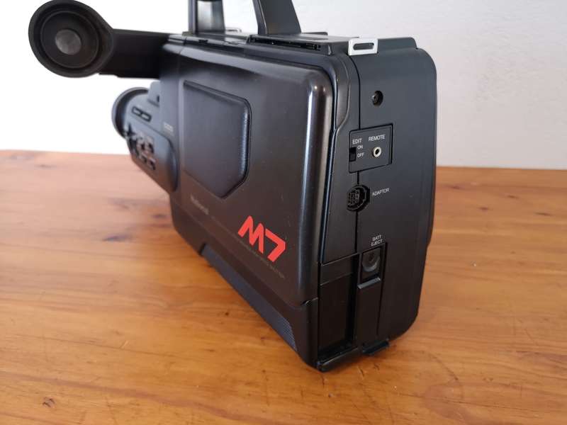 National M7 VHS camcorder
