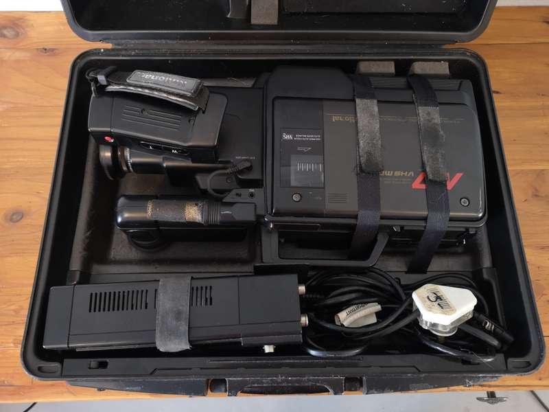 National M7 VHS camcorder