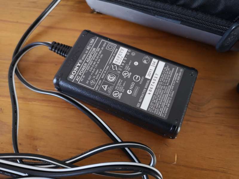 Sony Handycam DCR-PC110E PAL MiniDV Camcorder
