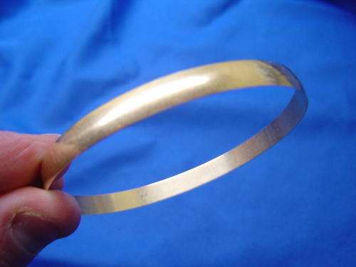9ct Gold Bangle