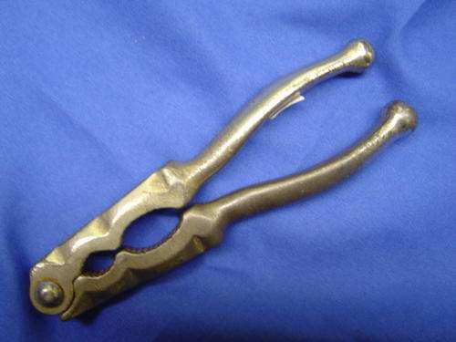 Steel Nut Cracker
