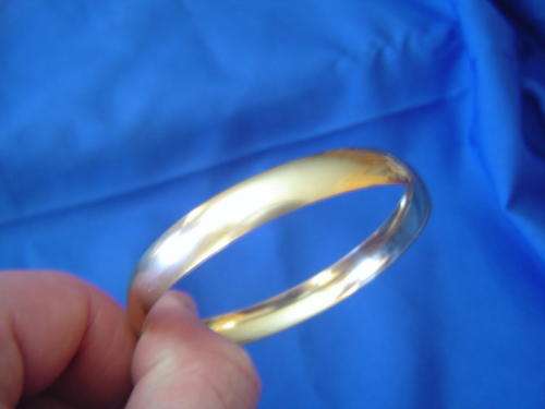 9ct Gold Bangle