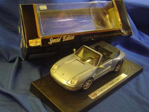 Maisto 1:18 Porsche Carrera  1994