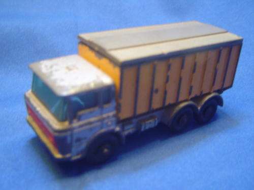 Matchbox Tipper container truck play worn