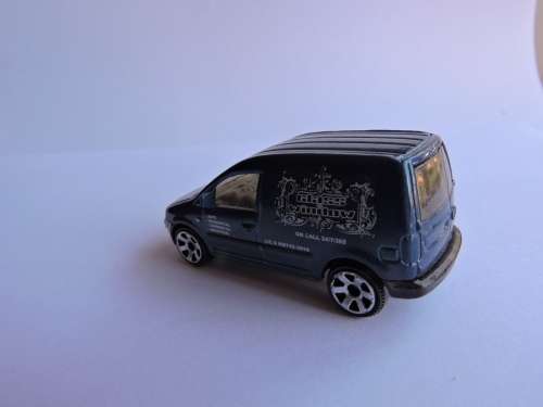 Matchbox VW Volkswagen Caddy Glass & Window glazer Like Hot Wheels