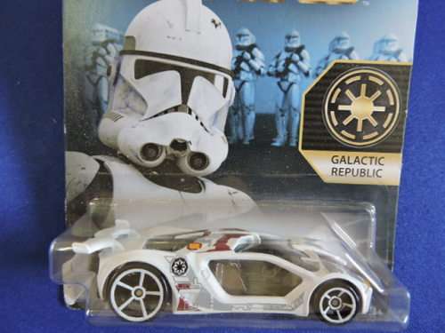Hot Wheels Star Wars IMPAVIDD 1(Galactic Republic).