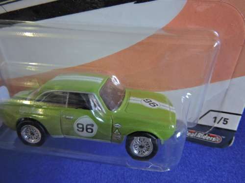 Hot Wheels Euro Speed Alfa Romeo GIULIA SPRINT GTA full metal with Real Riders....