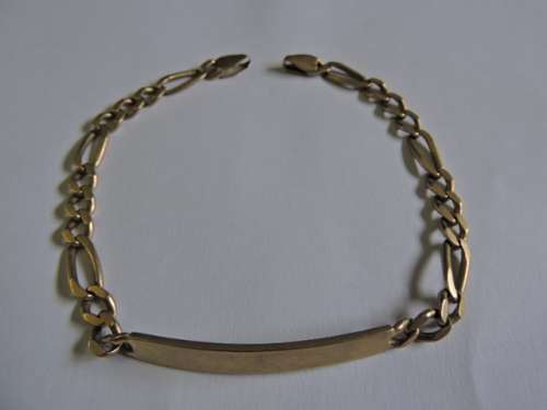9ct Gold Name Bracelet