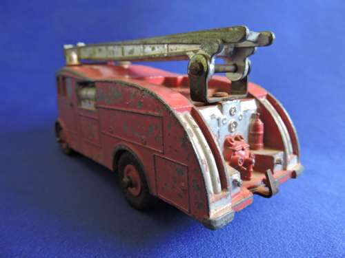 DINKY SUPERTOYS 955 Fire Engine Meccano Ltd  like Corgi Toys