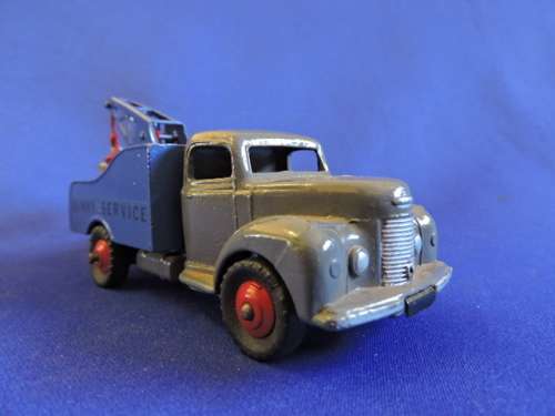 DINKY TOYS Meccano Ltd COMMER Dinky Service Tow Truck like Corgi Toys