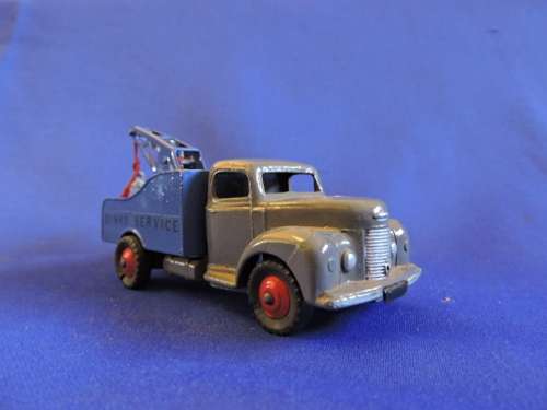 DINKY TOYS Meccano Ltd COMMER Dinky Service Tow Truck like Corgi Toys