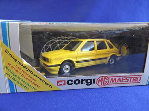 Corgi MG Maestro 1600  AUSTIN ROVER GROUP with working head and rear lights  MIB ...