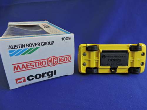 Corgi MG Maestro 1600  AUSTIN ROVER GROUP with working head and rear lights  MIB ...